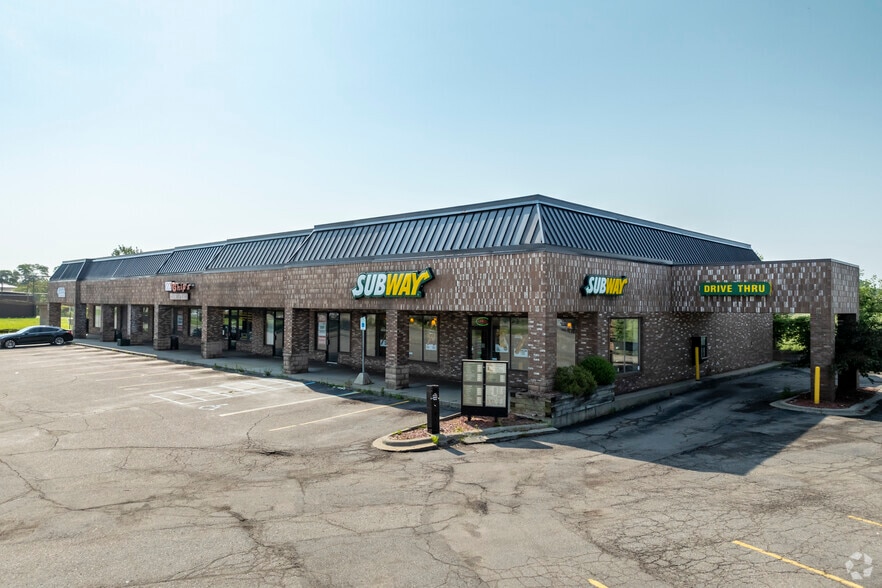 More Photos Of 1344-1358 E Bristol Rd, Burton Freestanding For Lease