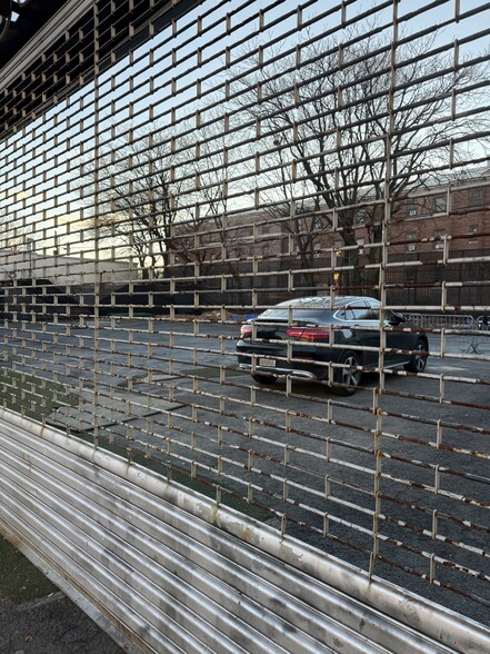 More Photos Of 660 Utica Ave, Brooklyn Land For Lease