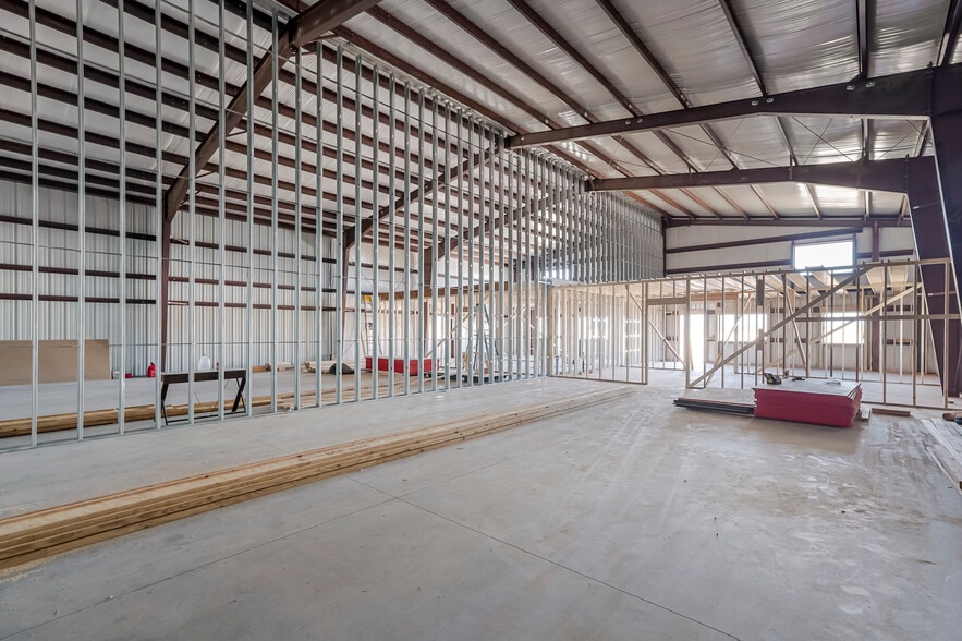 More Photos Of 2227 Cirrus dr, Prescott Industrial For Lease