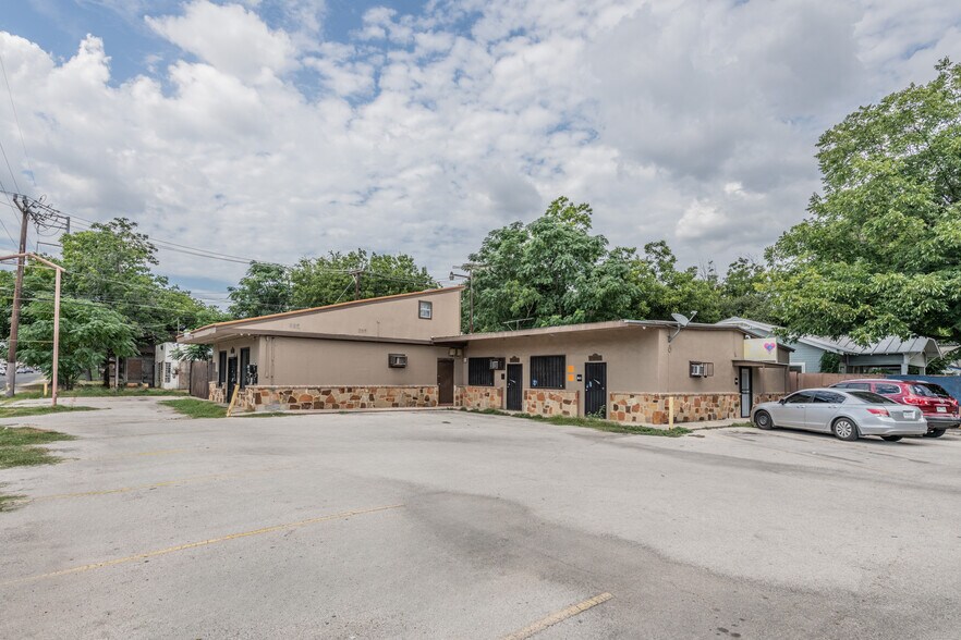 More Photos Of 1006 West Ave, San Antonio Freestanding For Sale