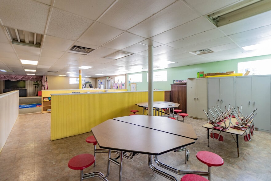 More Photos Of 1515 Section Rd, Cincinnati Religious Facility For Sale