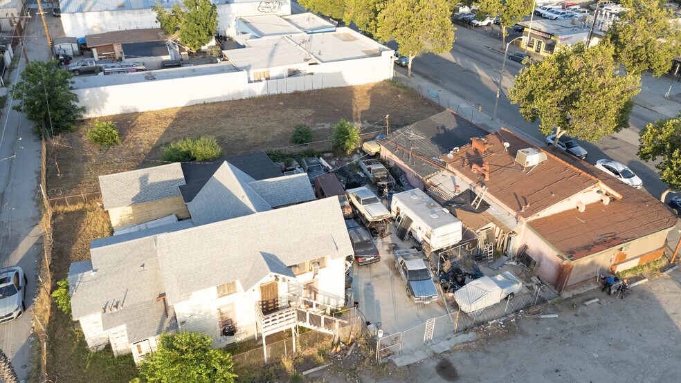 More Photos Of 855 W Holt Ave, Pomona Bar For Sale