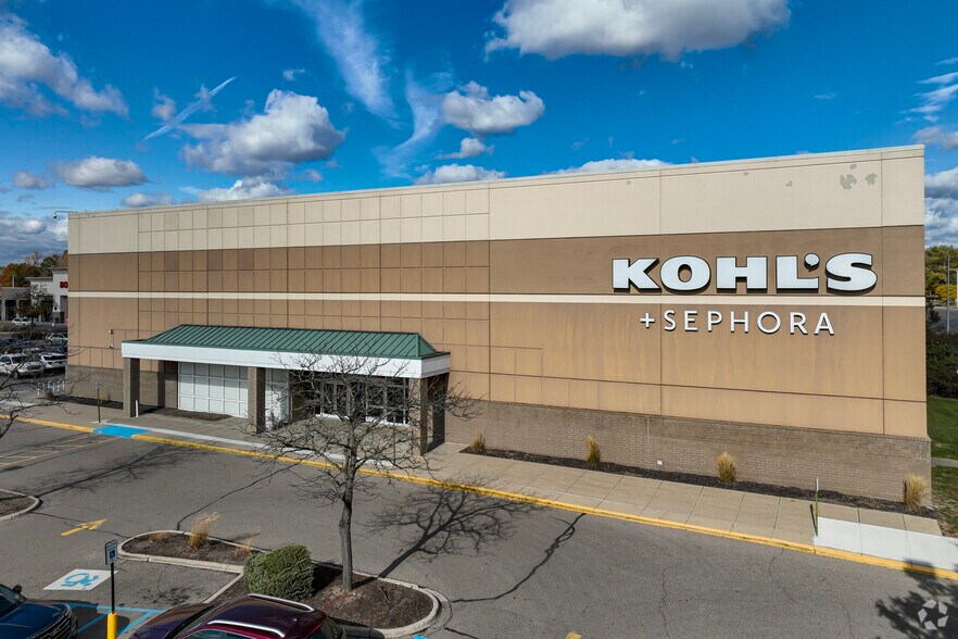 More Photos Of 14500 Racho Rd, Taylor Department Store For Sale