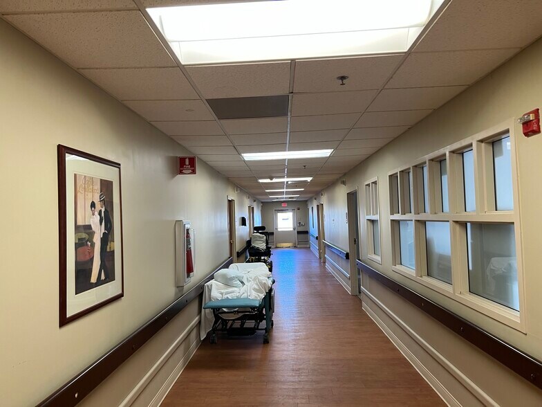 More Photos Of 7000 Cochran Rd, Solon Skilled Nursing Facility For Sale