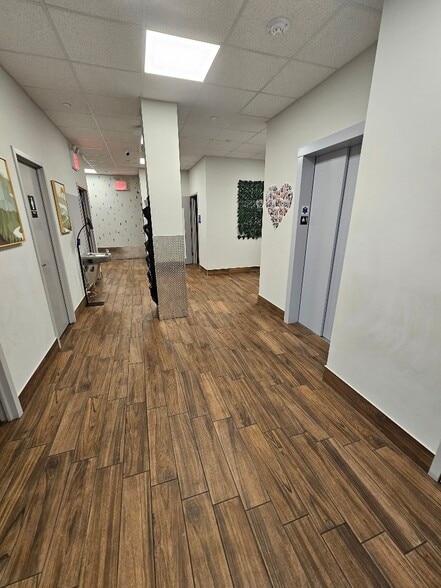 More Photos Of 3586 Nostrand Ave, Brooklyn Office For Lease