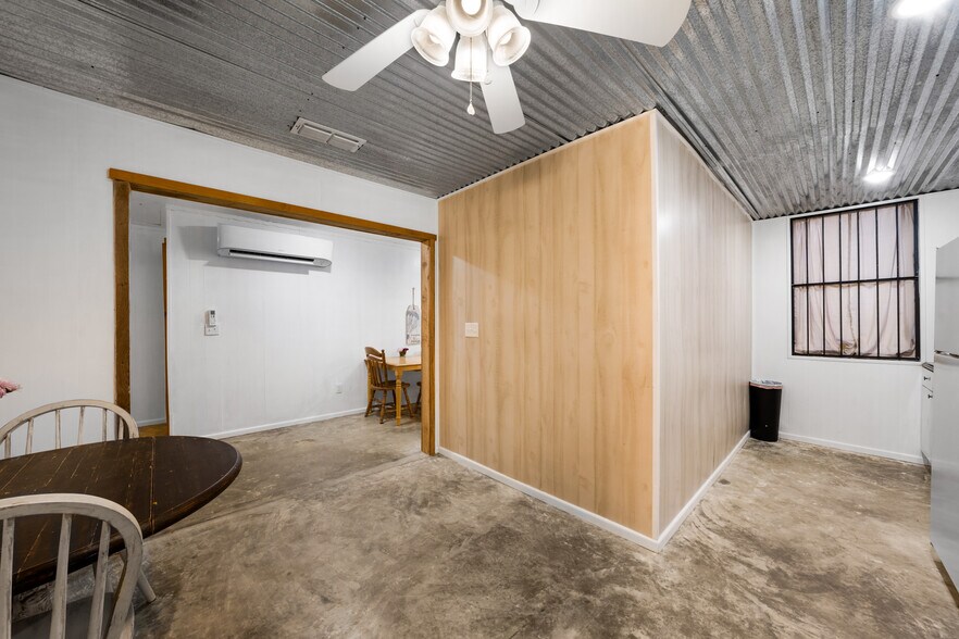 More Photos Of 8505 W Interstate Highway 30, Cumby Specialty For Sale