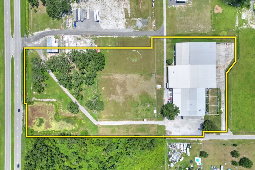 More Photos Of 3701 E Trapnell Rd, Plant City Distribution For Sale