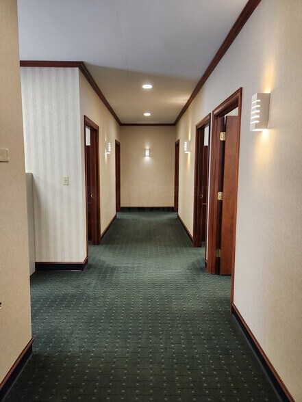 More Photos Of 1892 Georgetown Rd, Hudson Medical For Lease