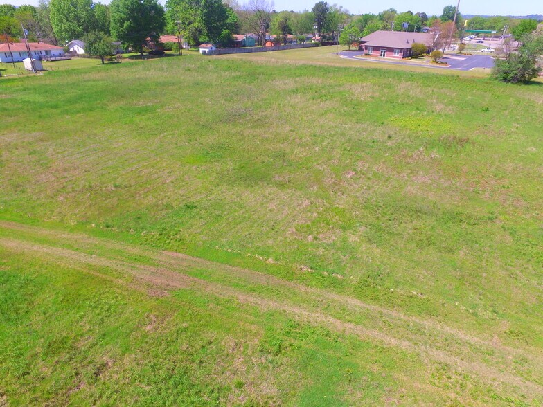 More Photos Of 2215 N 58th St, Fort Smith Land For Sale