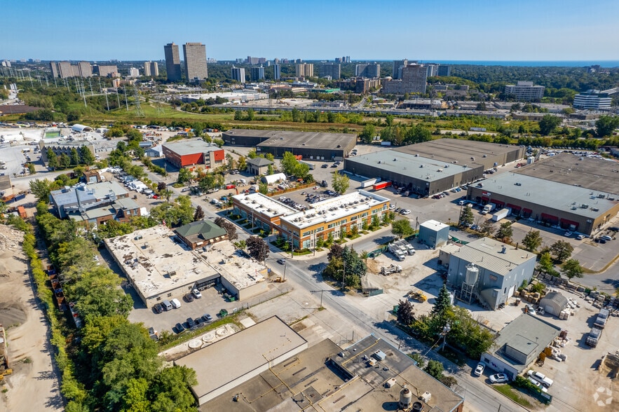 More Photos Of 41 Industrial St, Toronto Flex For Sale