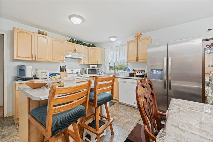 More Photos Of 205 A St, Fairbanks Apartments For Sale