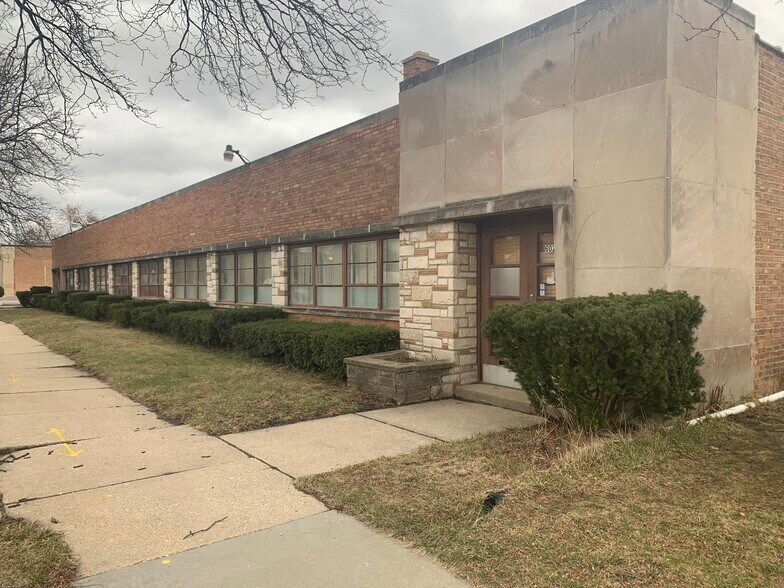 More Photos Of 6025 N Keystone Ave, Chicago Manufacturing For Sale