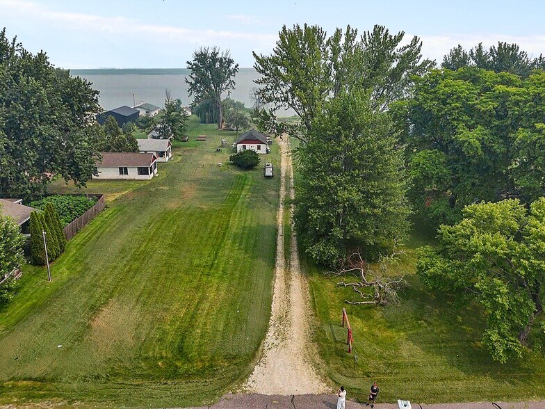 More Photos Of 138 E Front St, Marquette Trailer Camper Park For Sale