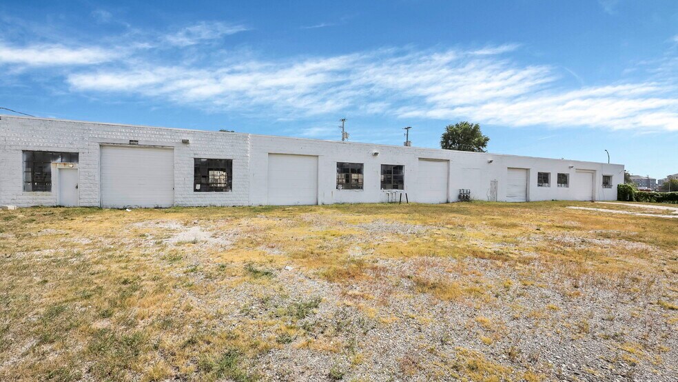 More Photos Of 2140 S High St, Columbus Storefront Retail Office For Lease