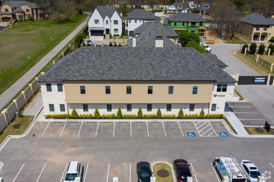 More Photos Of 11912 S Norwood Ave, Tulsa Medical For Lease