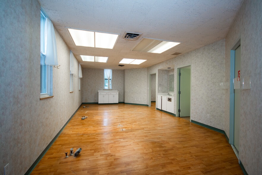 More Photos Of 189 Governor St, Providence Medical For Lease