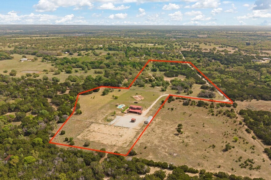 More Photos Of 3119 County Road 2730, Glen Rose Lodge Meeting Hall For Sale