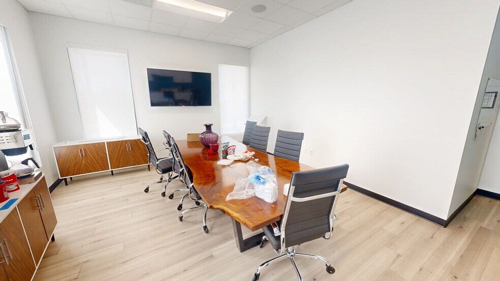 More Photos Of 4500 S Dixieland Rd, Rogers Medical For Lease