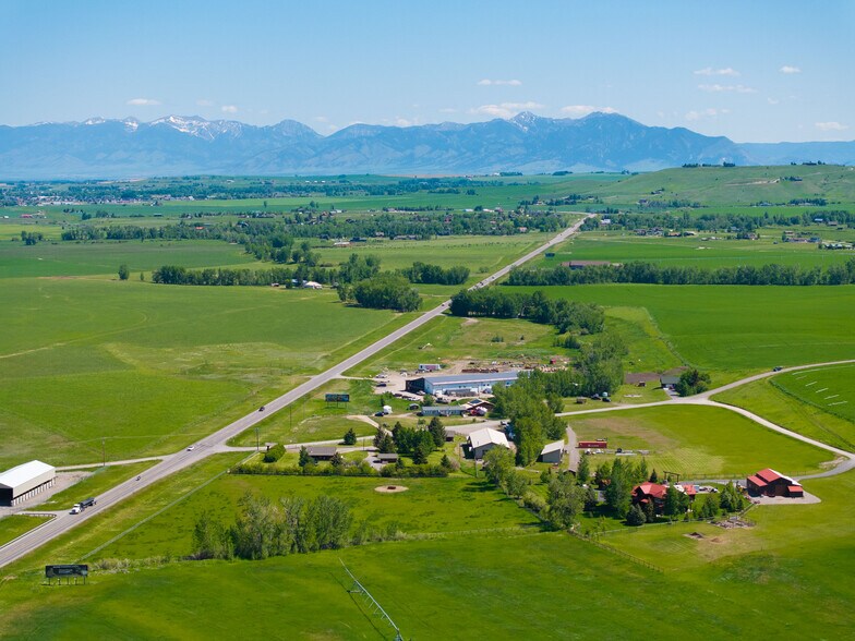 More Photos Of 70 Williams Rd E, Gallatin Gateway Flex For Sale