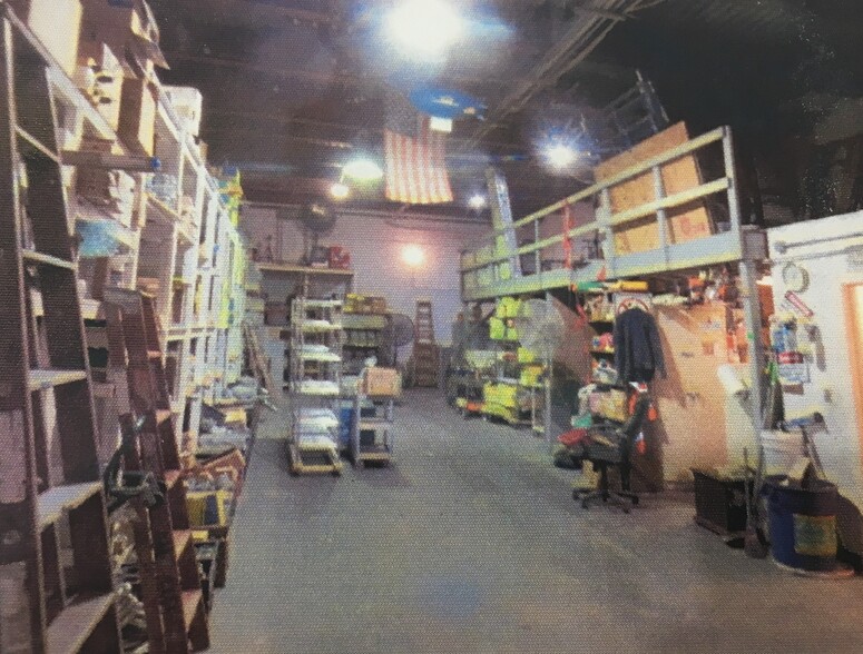 More Photos Of 218 52nd St, Brooklyn Warehouse For Lease