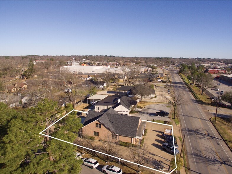 Primary Photo Of 4605 Old Bullard Rd, Tyler Office For Lease