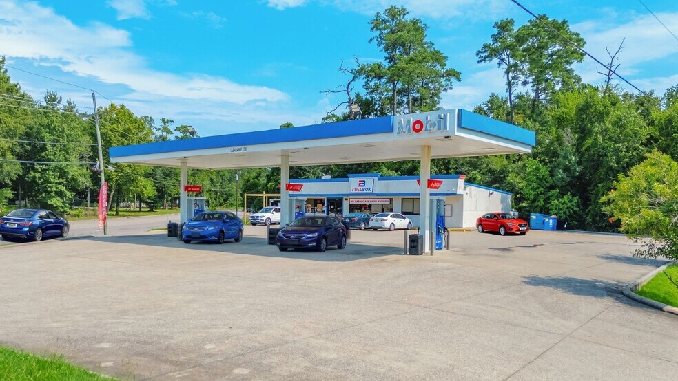 Primary Photo Of 2410 N Main St, Vidor Service Station For Sale