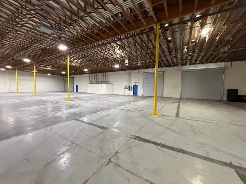 More Photos Of 2836 S 49th Ave, Phoenix Warehouse For Lease