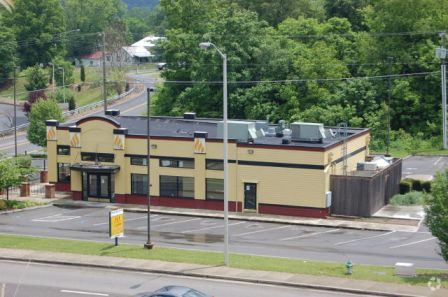 More Photos Of 1789 N Eastman Rd, Kingsport Restaurant For Lease