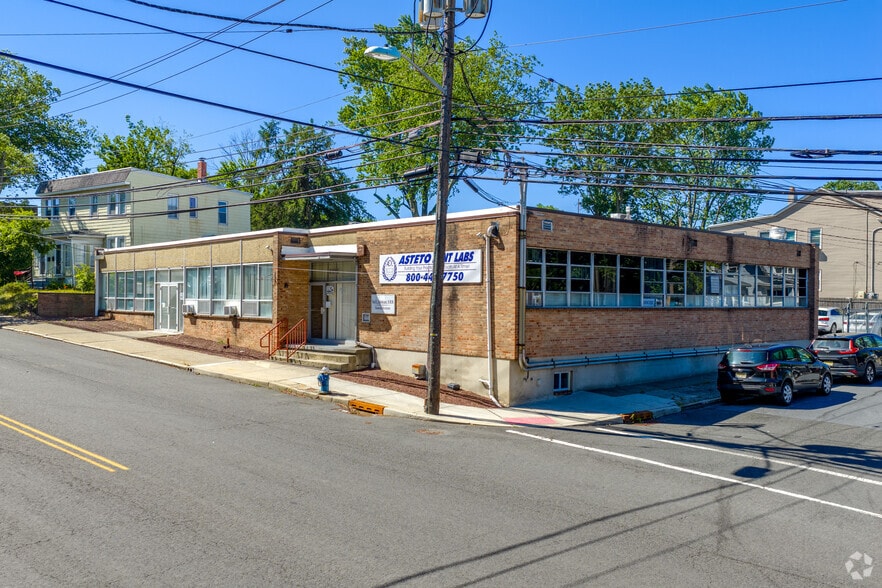 More Photos Of 2075 Millburn Ave, Maplewood Medical For Lease