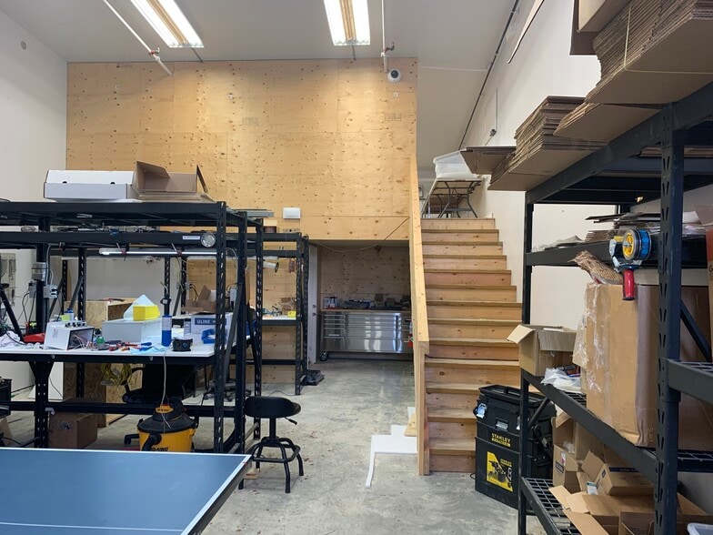 More Photos Of 9903 209 St NW, Edmonton Warehouse For Sale