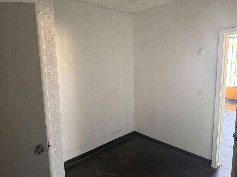 More Photos Of 2900-2962 SW 59th St, Oklahoma City Unknown For Lease