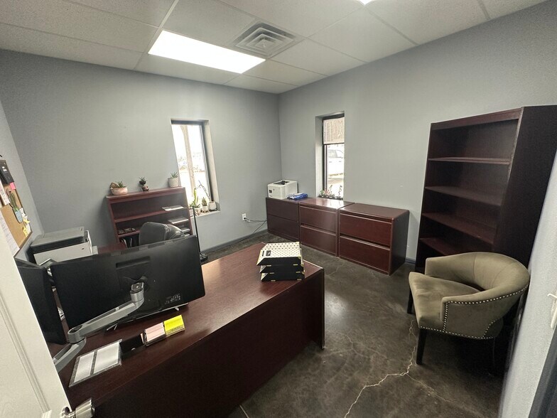 More Photos Of 2512 N County Road 1287, Midland Industrial For Lease