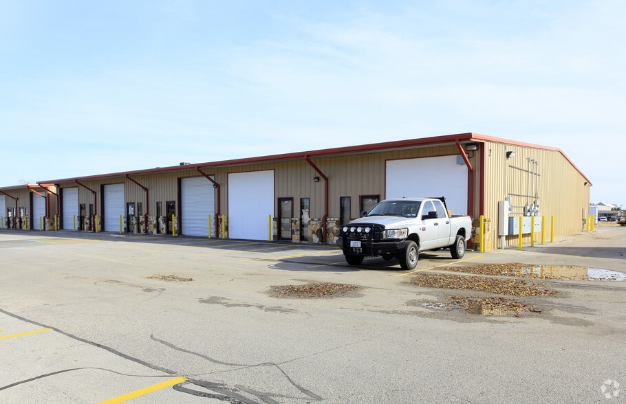 More Photos Of 17170 Jordan Rd, Schertz Unknown For Lease