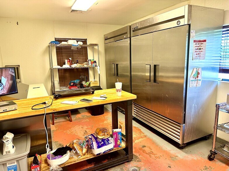 More Photos Of 8419 Valdosta Hwy, Morven Restaurant For Sale