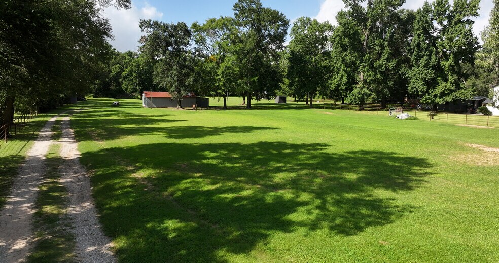 More Photos Of 11291 Darby Loop, Conroe Land For Sale