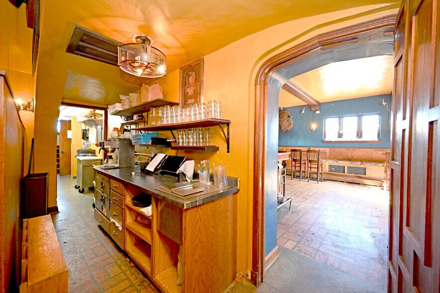 More Photos Of 200 N 2nd St, Watertown Restaurant For Sale