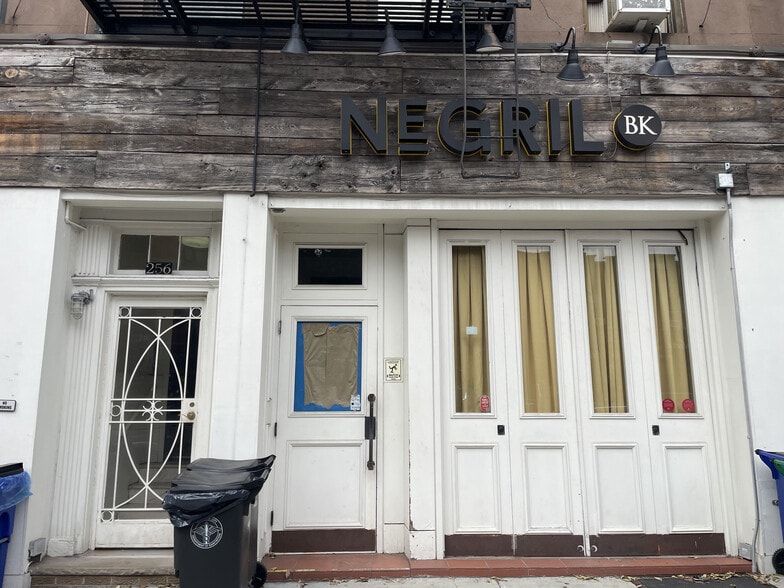 More Photos Of 254 5th Ave, Brooklyn Storefront Retail Residential For Lease