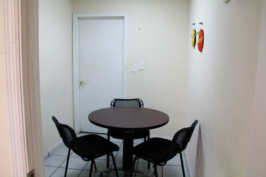 More Photos Of 7760 W 20th Ave, Hialeah Warehouse For Sale