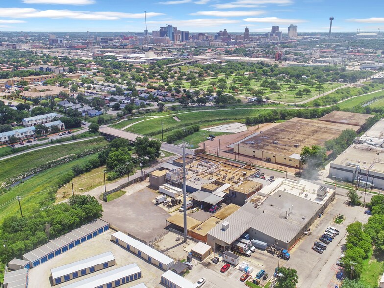 More Photos Of 1305 S Brazos St, San Antonio Refrigeration Cold Storage For Lease