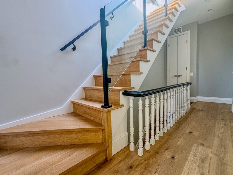 More Photos Of 11A Arlington Pl, Brooklyn Apartments For Sale