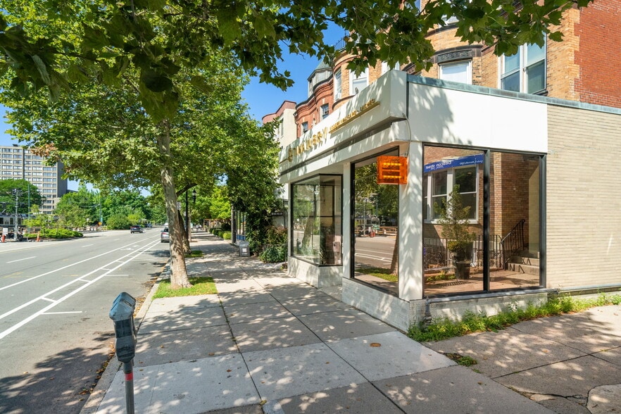 More Photos Of 1680 Beacon St, Brookline Apartments For Lease