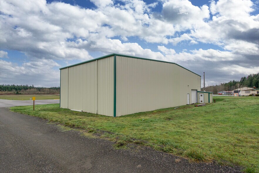 More Photos Of 191 Airport Rd, Port Townsend Airplane Hangar For Lease