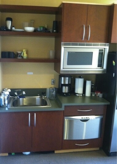 More Photos Of 4725 Village Plaza Loop, Eugene Office For Sale