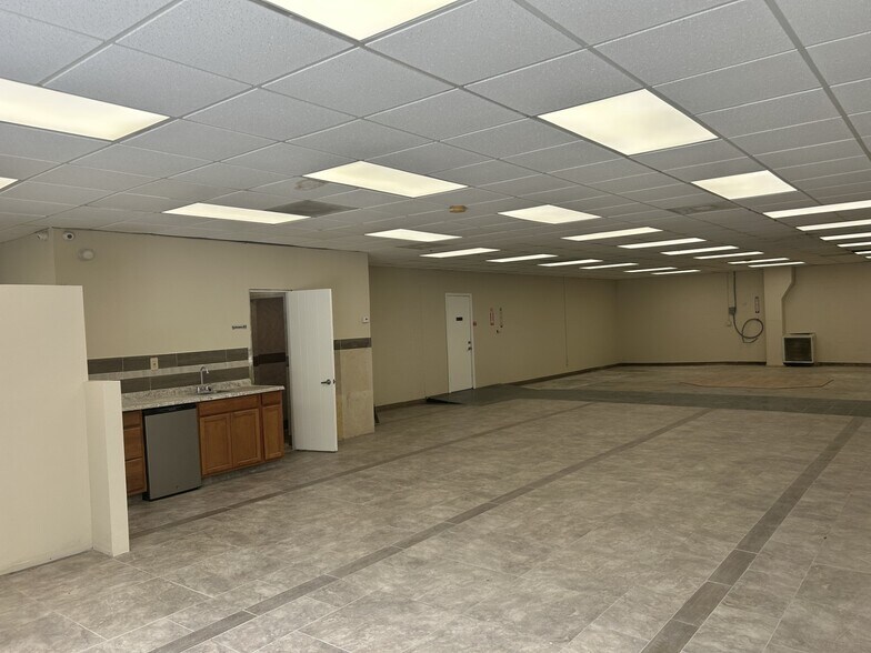 More Photos Of 2626 Reid St, Palatka Freestanding For Sale
