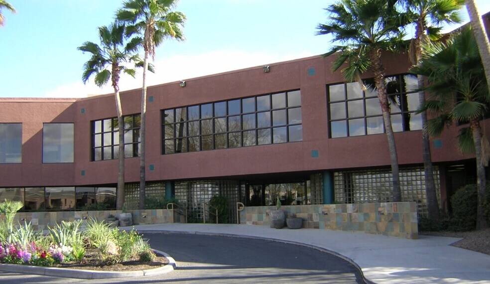 More Photos Of 3275 W Ina Rd, Tucson Office Residential For Lease