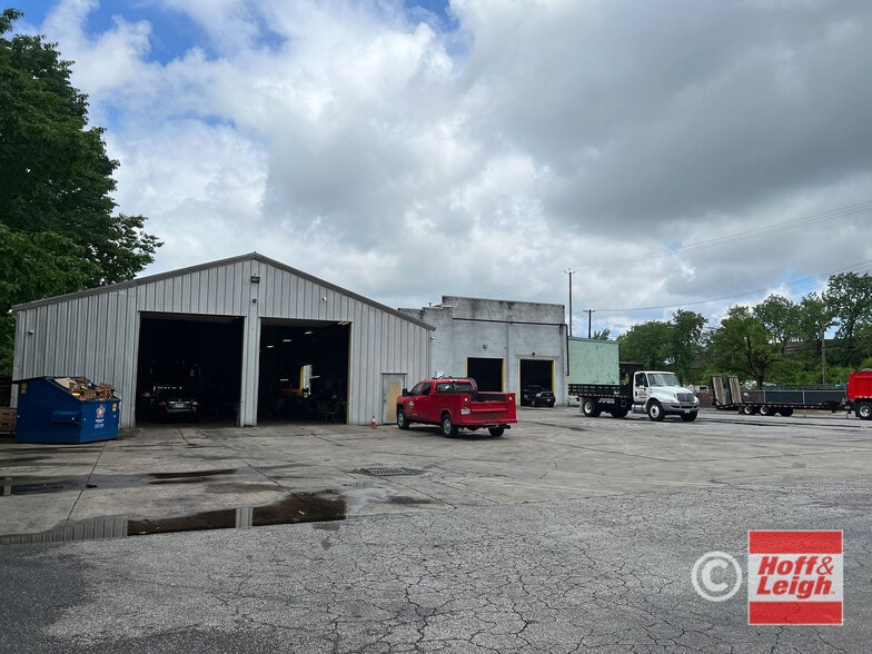 More Photos Of 6700 Morgan Ave, Cleveland Warehouse For Lease