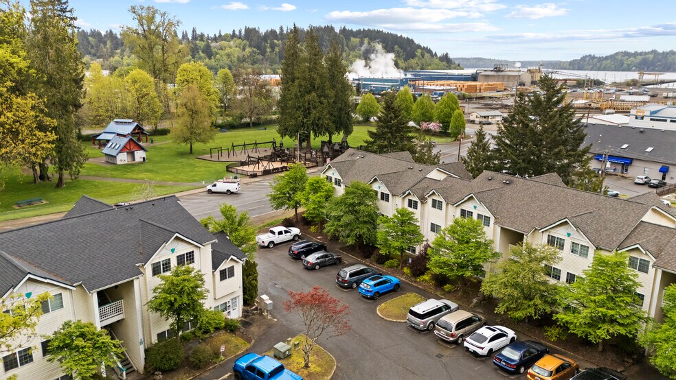 More Photos Of 215 Turner Ave, Shelton Apartments For Sale