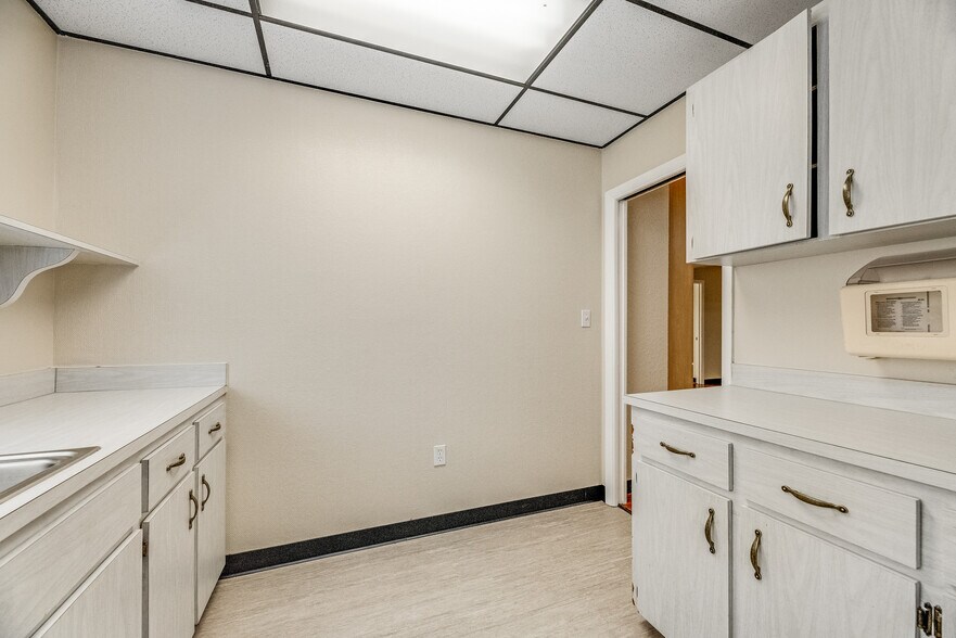 More Photos Of 255 Fortenberry Rd, Merritt Island Medical For Sale