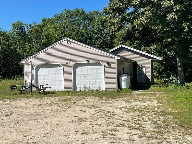 More Photos Of 130 Targett Rd, New Gloucester Apartments For Sale
