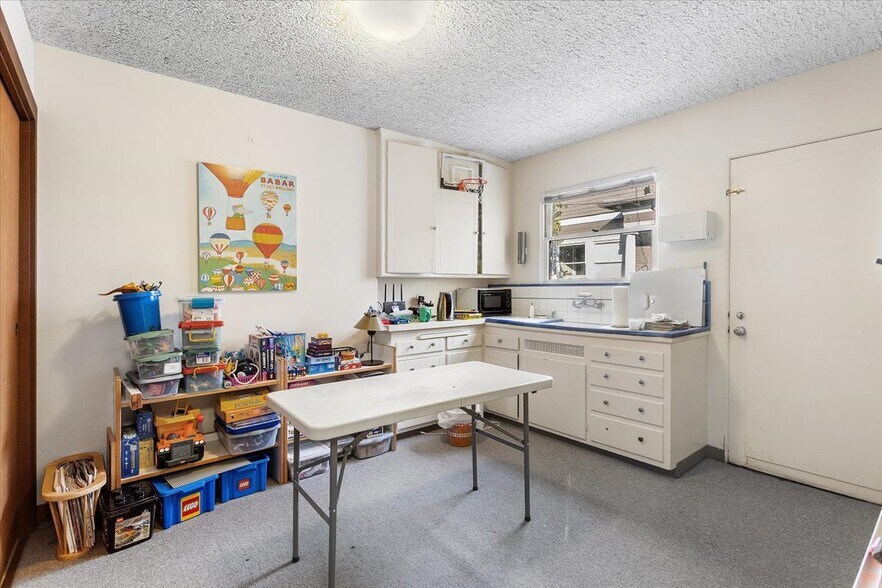 More Photos Of 2702 Dana St, Berkeley Medical For Sale